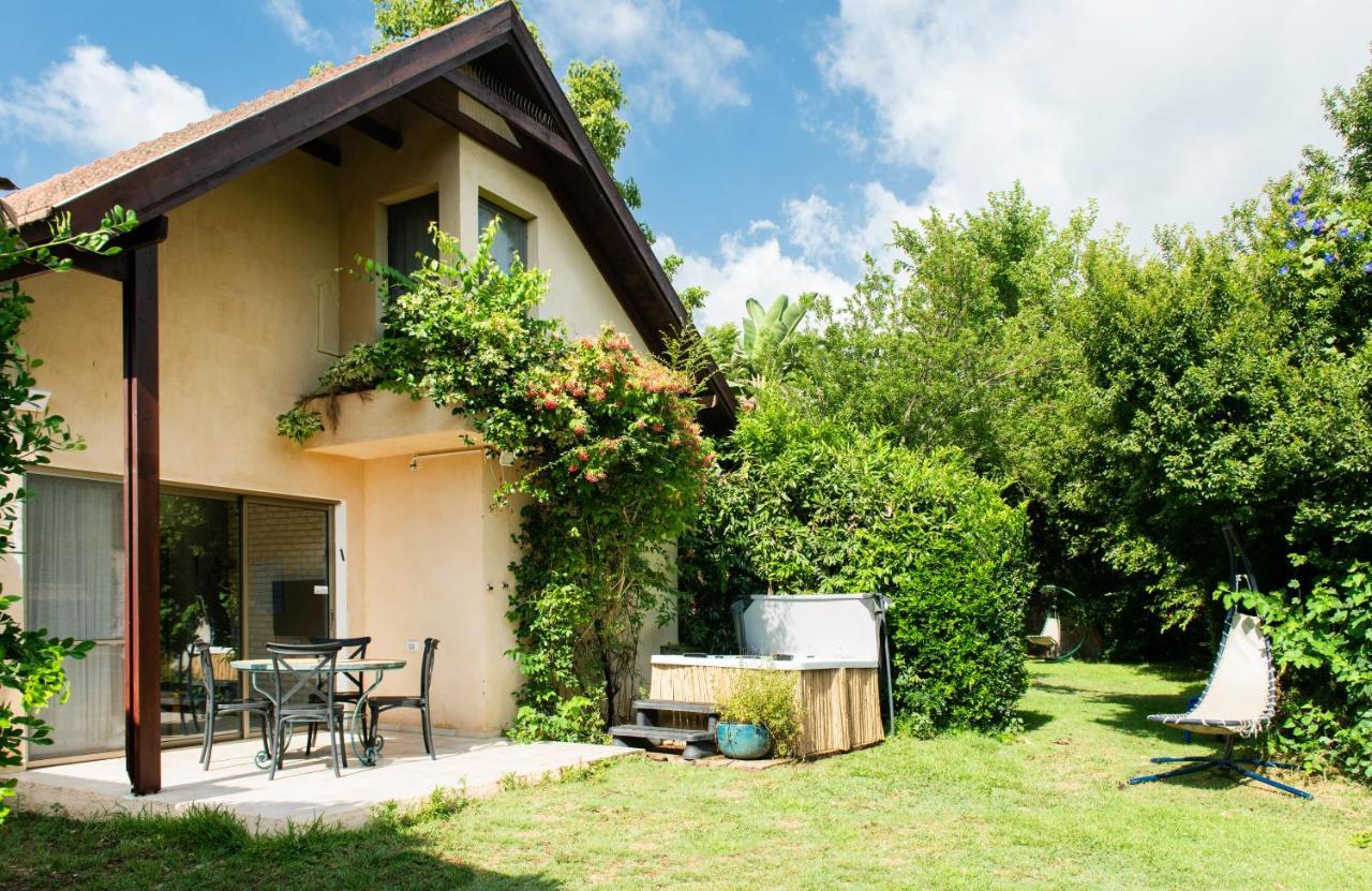 Vitrage Holiday Village And Spa Beit Hillel Exterior photo