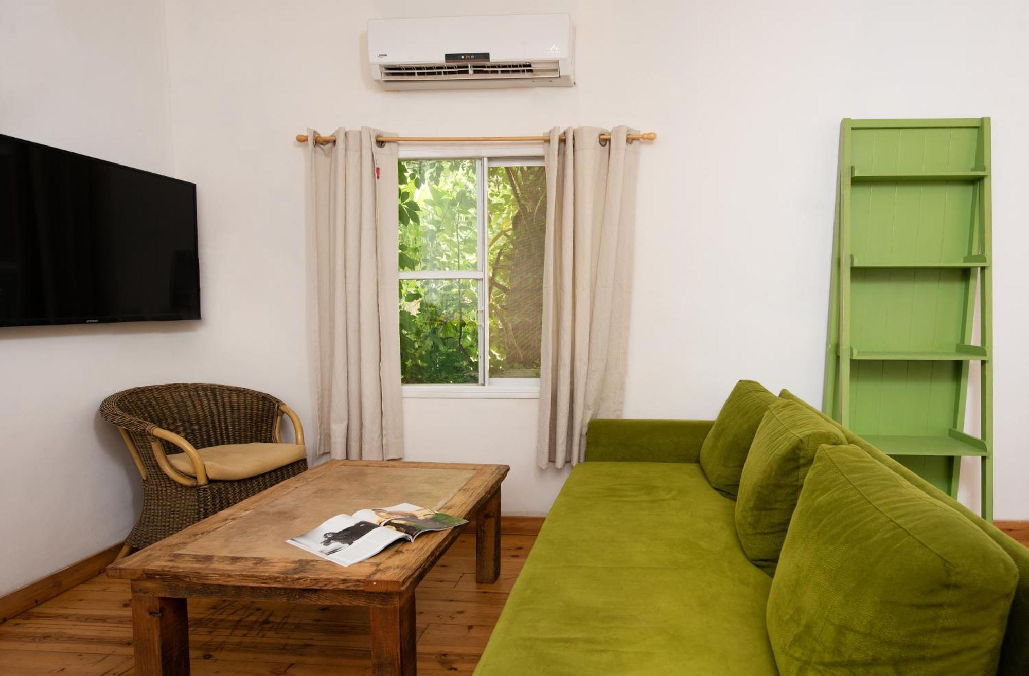 Vitrage Holiday Village And Spa Beit Hillel Room photo