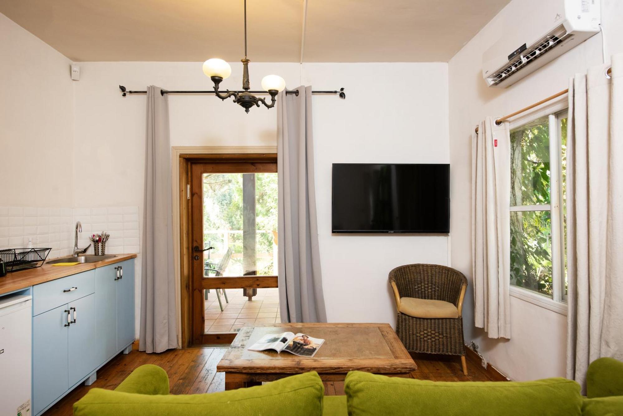 Vitrage Holiday Village And Spa Beit Hillel Room photo