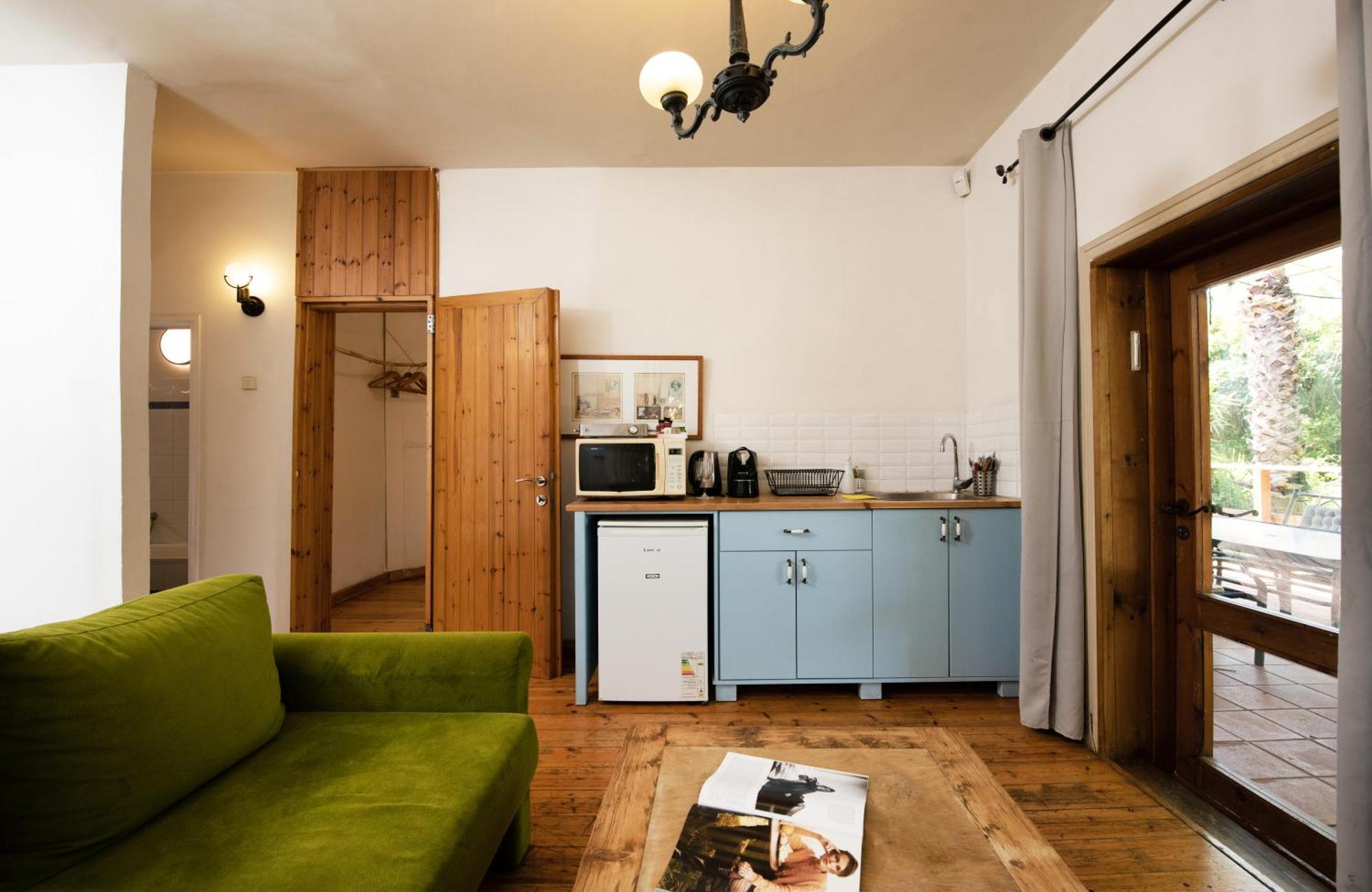 Vitrage Holiday Village And Spa Beit Hillel Room photo